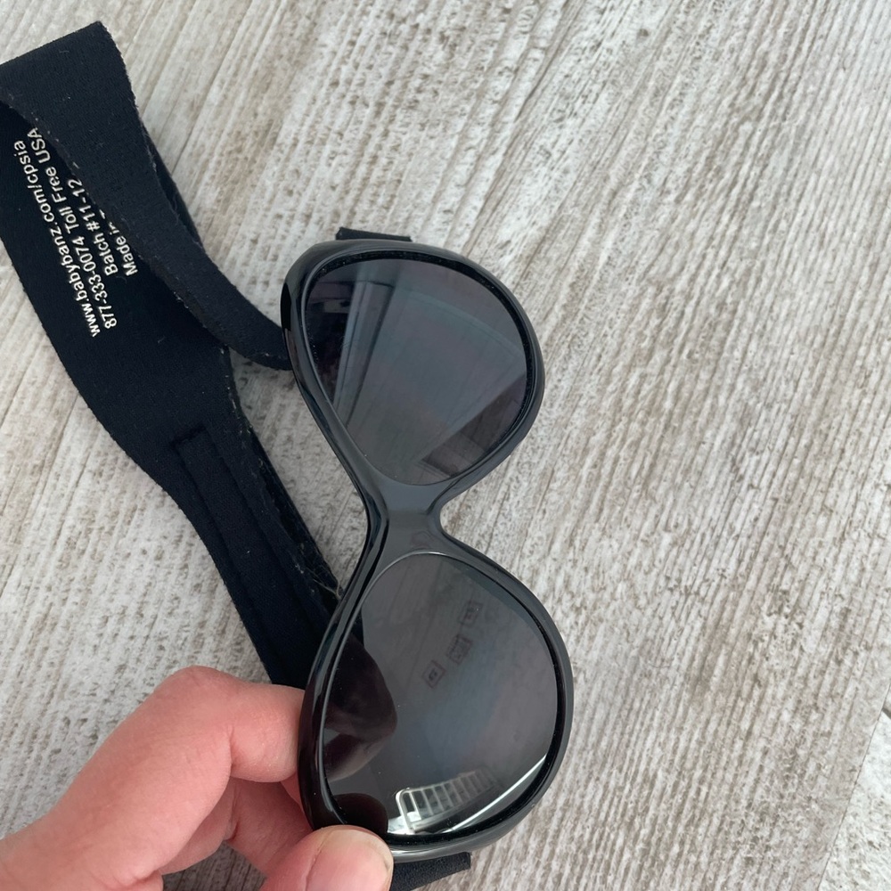 Retro BaBy BanZ Black Sunglasses